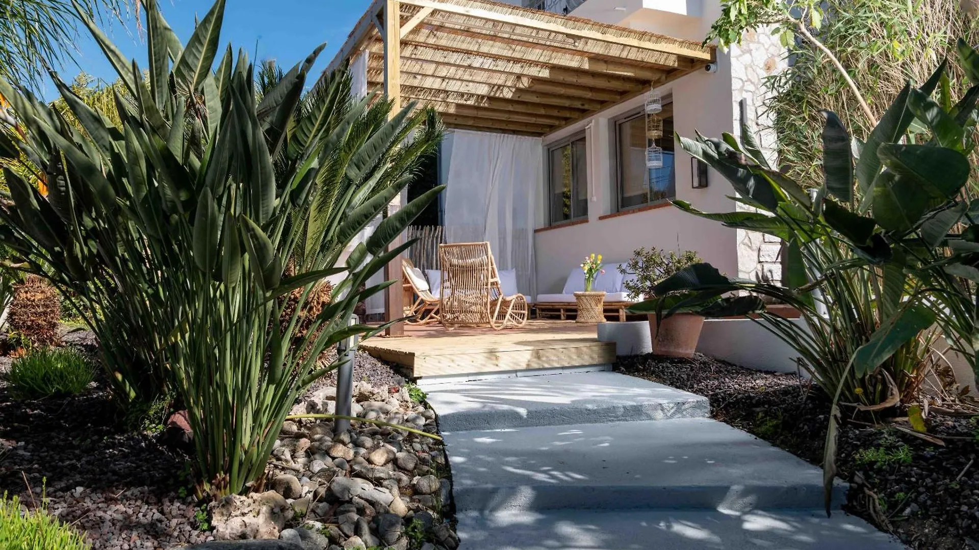 Studio Meuble La Jungle Suite Mandara Beach, Antibes Juan-Les-Pins France