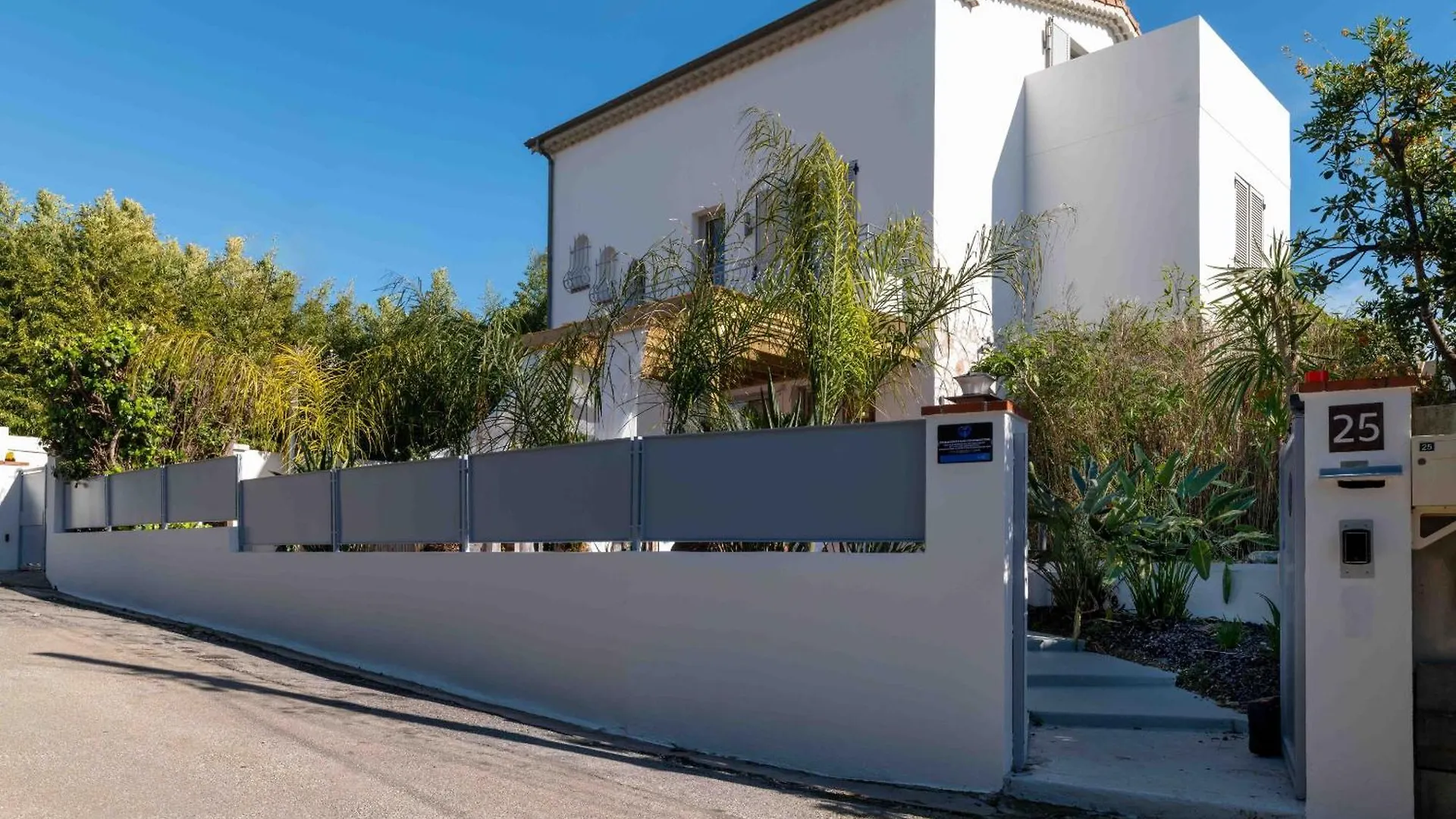 Studio Meuble La Jungle Suite Mandara Beach, Antibes Juan-Les-Pins 0*,  France